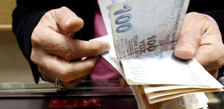 Emekliye maaş farkları ve ek zam ne zaman yatacak? Emekliye ek maaş zammında gözler Meclis’te