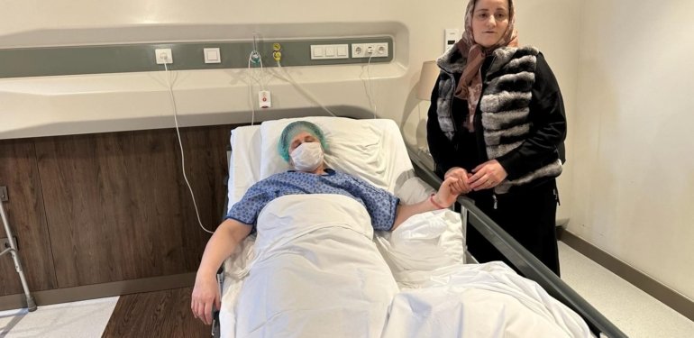 Çeçen hemşire Türkiye’de şifa buldu