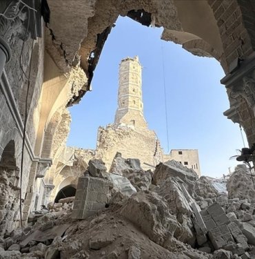 İsrail, Gazze’de bin camiyi tahrip etti, 100’den fazla din adamını öldürdü