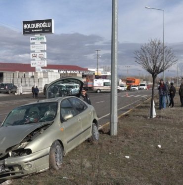 Sivas’taki trafik kazalarında 4 kişi yaralandı