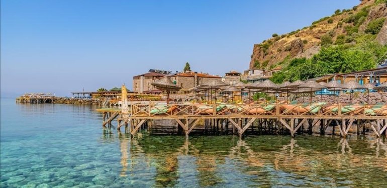 İspanya 2023’te 84 milyon turist ile rekor kırdı