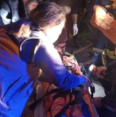 Hatay’da otomobil bahçeye devrildi: 6 kişi yaralandı