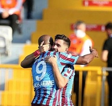 TRANSFER HABERLERİ | Trabzonspor’da Ertuğrul Doğan’dan Anthony Nwakaeme ve Anastasios Bakasetas açıklaması!