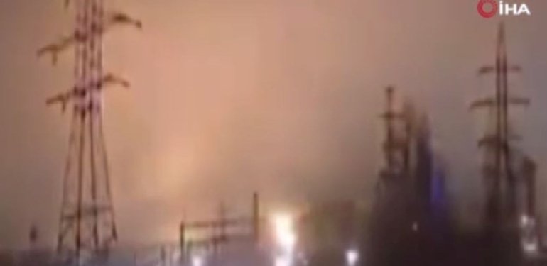 Rusya’da petrol rafinerisinde patlama