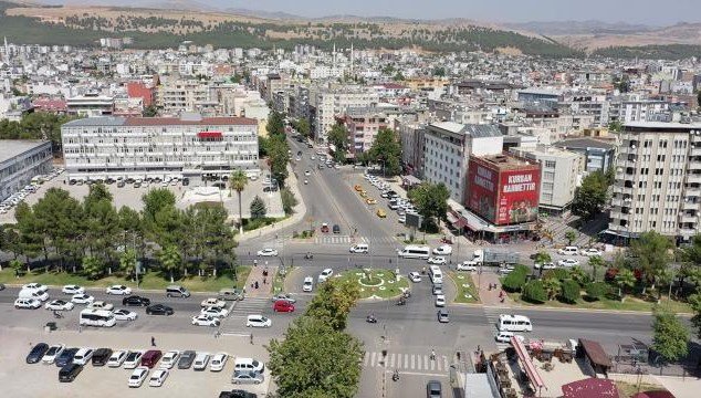 Adıyaman’da şarampole devrilen araçtaki 6 kişi yaralandı