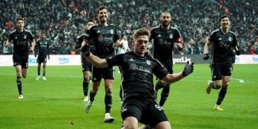 BEŞİKTAŞ TRANSFER: Semih Kılıçsoy parlamaya devam ediyor! İngilizler bu yaz transferi bitirecek…