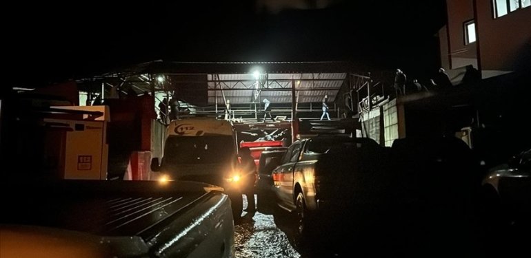 Zonguldak’ta maden ocağındaki göçük nedeniyle mahsur kalan 2 işçi kurtarıldı