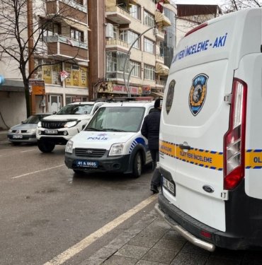 Kadıköy’de evde silahla vurulmuş halde bulunan adam hayatını kaybetti