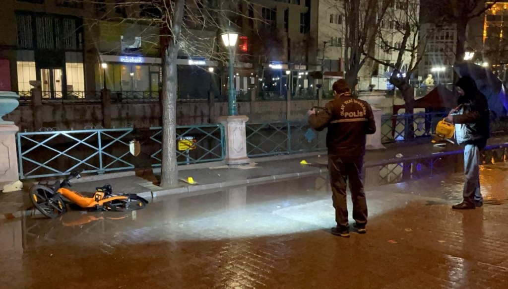 Eskişehir’de bıçaklı kavga: 1 ölü, 1 yaralı