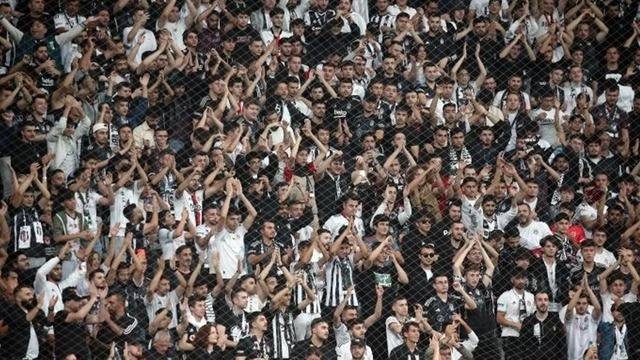 Herkes sustu, taraftar konuştu! Beşiktaş