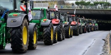 Fransa’da çiftçilerin yol kapama eyleminde 1 kişi öldü