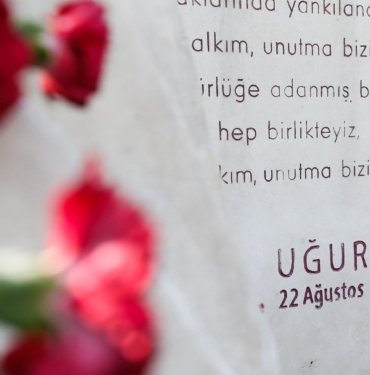 Uğur Mumcu suikastının üzerinden 31 yıl geçti: Uğur Mumcu kimdir, ne zaman öldü?