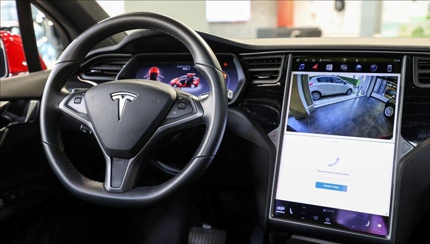 Tesla’dan yeni elektrikli araç planı