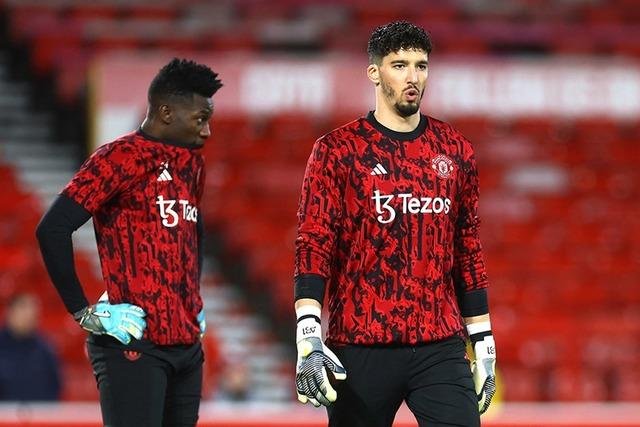 Dört gözle bekleniyordu! Altay Bayındır Manchester United formasıyla ilk maçına çıkıyor