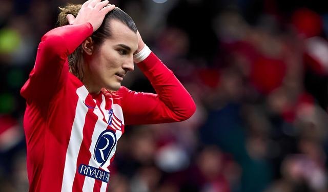 Fenerbahçe ile anlaşma sağlayan Çağlar Söyüncü transferini Beşiktaş bitirdi! Yılın transfer çalımı geldi…