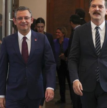 CHP lideri Özgür Özel, TİP Genel Başkanı Erkan Baş ile görüştü