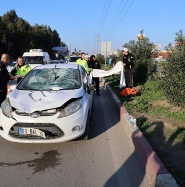 Adana’da otomobilin çarptığı yaşlı adam öldü