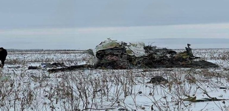 Rusya ve Ukrayna’dan karşılıklı suçlama: Rusya’da düşen askeri uçakta kimler var?