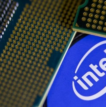 Intel’in geliri beklentilerin üzerinde arttı