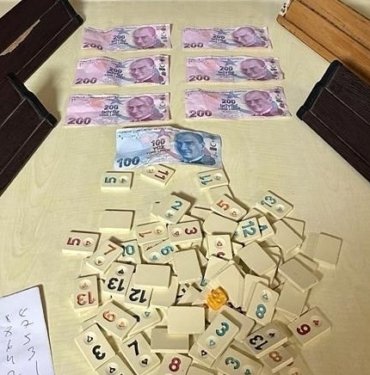 İş yerinde kumar oynatanlara baskın