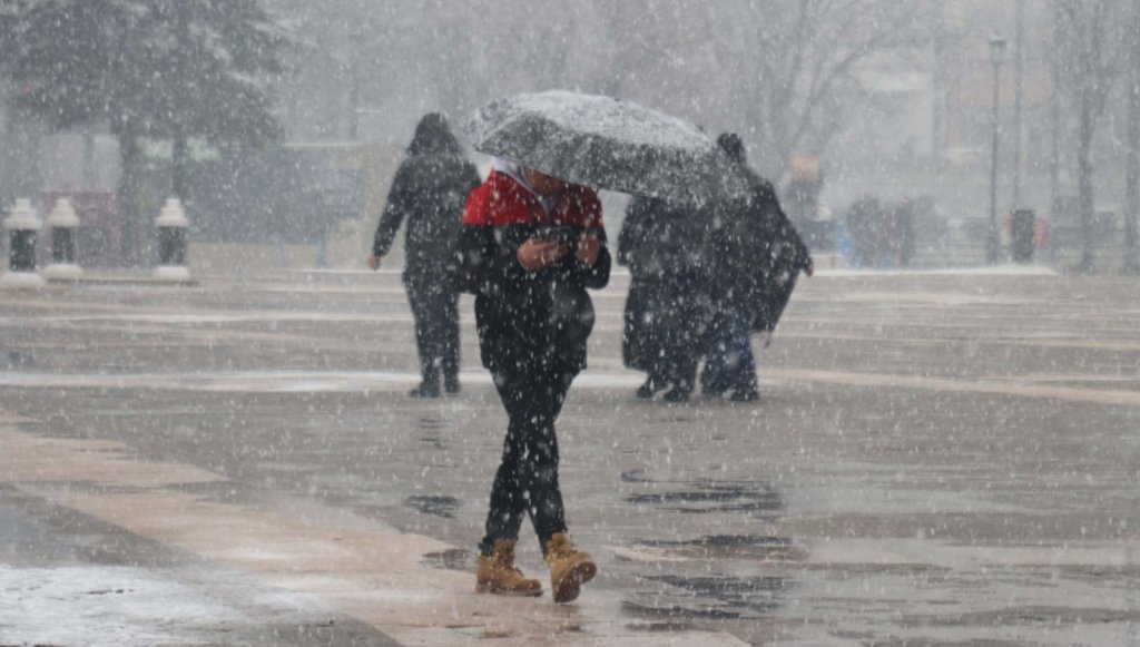 İstanbul’a ne zaman kar yağacak? AKOM kar yağışı için tarih verdi