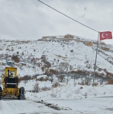 Malatya’da 129 mahalle yolu, kardan kapandı
