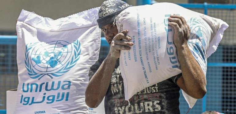 İngiltere, Filistinli mültecilere yönelik yardımlarını durduracak