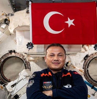 Alper Gezeravcı uzaydan Samsun’a bağlandı