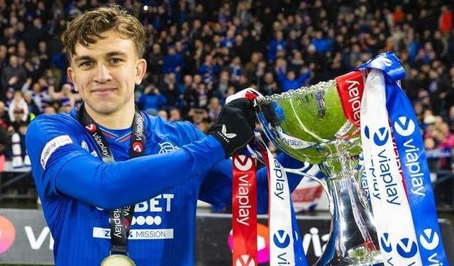 Galatasaray Rıdvan Yılmaz ile her konuda anlaşma sağladı! Sacha Boey