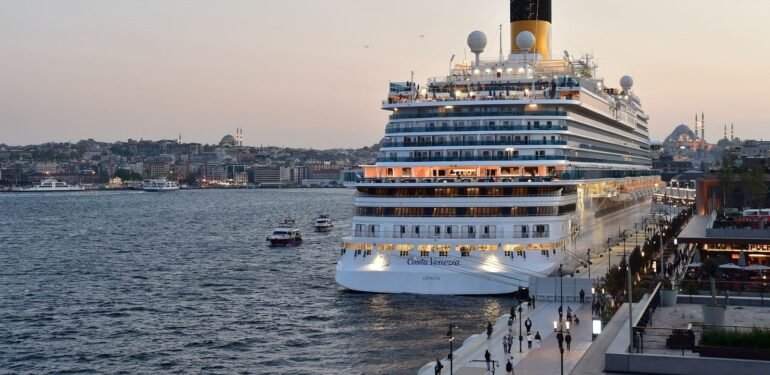 Galataport İstanbul’a turist akını