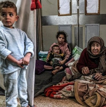 Gazze hastaneleri ablukada: Emel Hastanesi hizmet dışı kaldı
