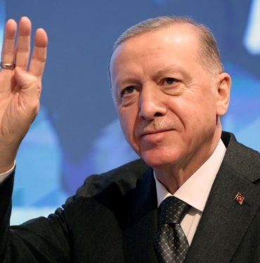Cumhurbaşkanı Erdoğan gençlere seslendi: Türkiye 100 Yılı hazırlığını tamamladıktan sonra emaneti sizlere bırakacağız