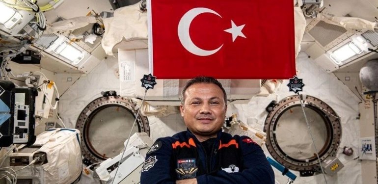 Alper Gezeravcı’nın bugün yaptığı “UYNA” deneyinin sözlüğü paylaşıldı