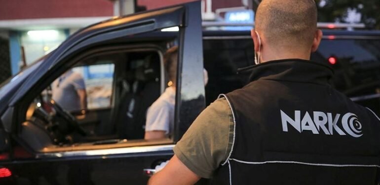 Tekirdağ’da sosyal medya paylaşımı uyuşturucu tacirlerini ele verdi