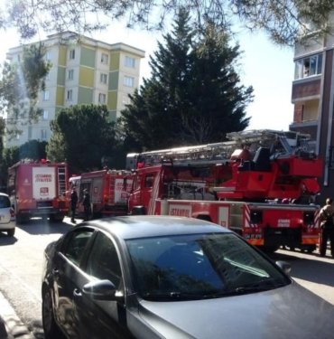 istanbul’da-sitede-yangin:-1-oelue