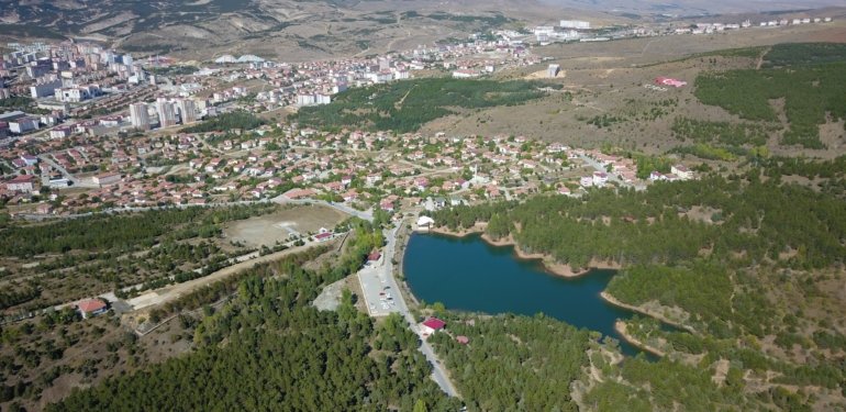 Yozgat’ta kopya düzeneği kullanarak sınava giren sürücü adayı ile 3 şüpheli yakalandı