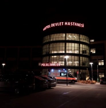 hatay’da-park-yeri-kavgasi-kanli-bitti:-1-oelue,-1-yarali