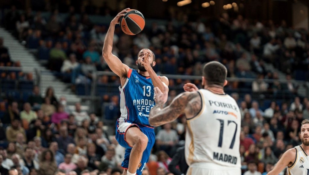euroleague-tarihine-gecen-macta-anadolu-efes,-real-madrid’e-kaybetti