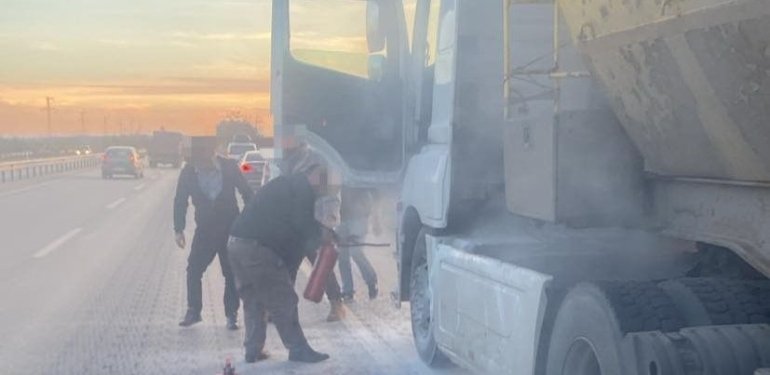 Kırklareli’nde seyir halindeki kamyonda yangın