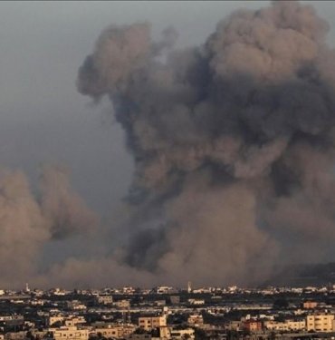 israil-gazze’de-filistin-kizilayi-yetkilisinin-evini-hedef-aldi
