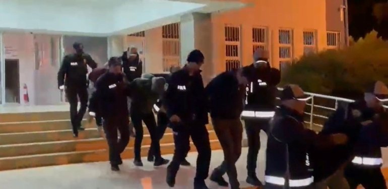 İzmir’de suç örgütüne operasyonda 2 tutuklama daha