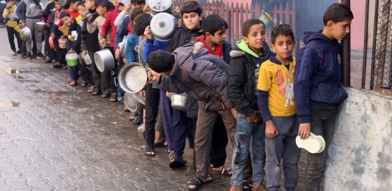 İsrail basınından yeni iddia: Hükümet, Filistinlileri Ruanda ve Çad’a göndermeyi planlıyor