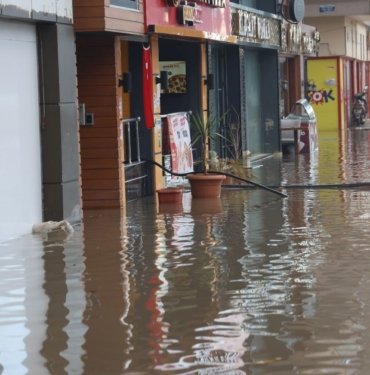 hatay’da-lodos-ve-saganak-yagis-hayati-olumsuz-etkiledi