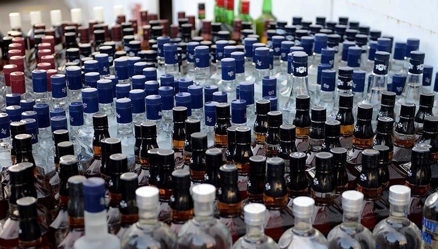 mersin’de-sahte-icki-operasyonunda-3-supheli-yakalandi