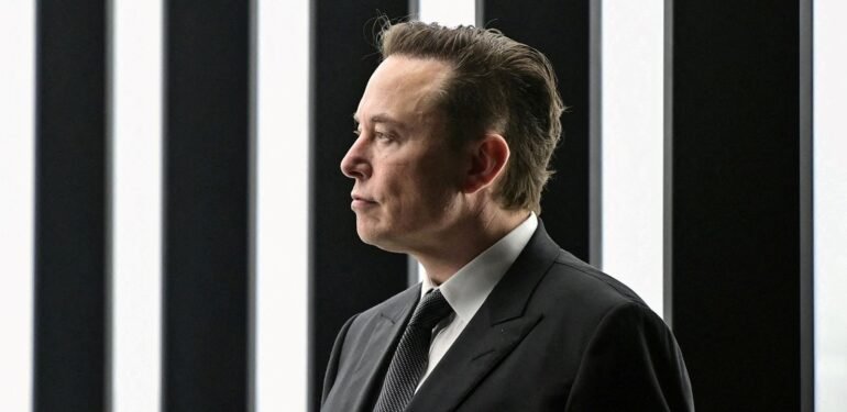 Elon Musk’tan “Yapay zeka hepimizi öldürecek” iddiası