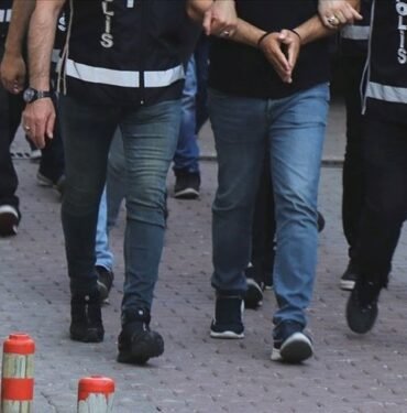 eskisehir-merkezli-fuhus-operasyonunda-18-supheli-yakalandi