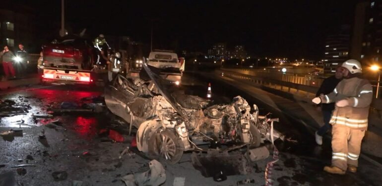 Başakşehir’de feci kaza: 4 ölü