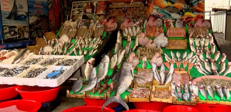 Trabzon’da hamsi 50 TL