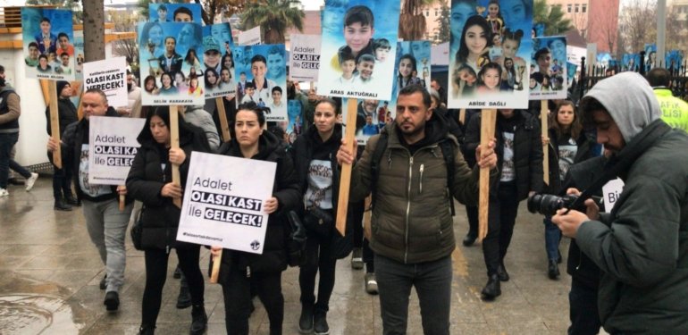 Depremde 72 kişi hayatını kaybetmişti: İsias Oteli davasında 4. gün