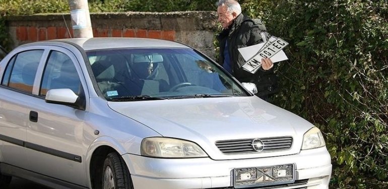 Kosova’dan Sırbistan plakalı araçlara “serbest dolaşım” kararı